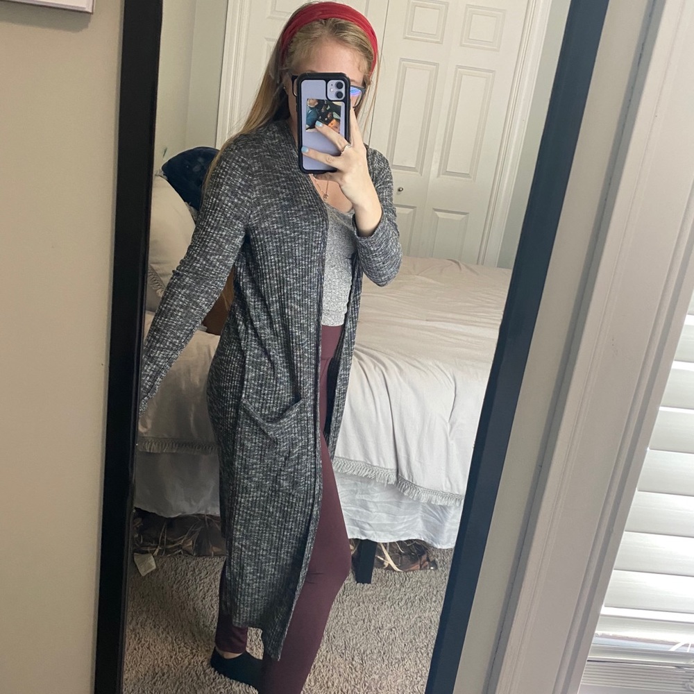 Garage cardigan